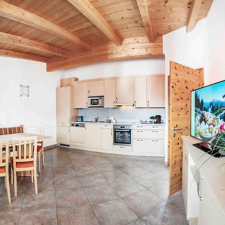 Kinderbauernhof Ierzerhof Arzl im Pitztal Esterno foto