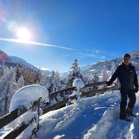Kinderbauernhof Ierzerhof Arzl im Pitztal Esterno foto